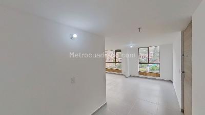Apartamento de 3 alcobas en venta en Asd, Bello, 77 m² · foto 1 de 10