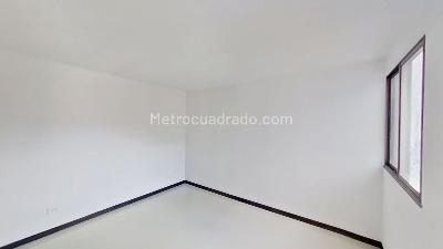 Apartamento de 3 alcobas en venta en Parque Tulio Ospina, Bello, 74 m² · foto 5 de 10