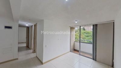 Apartamento de 3 alcobas en venta en Urbanizacion Palmacia, Bello, 53 m² · foto 3 de 10