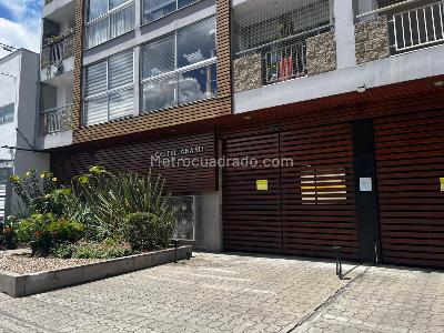 Apartamento de 2 alcobas en venta en La Castellana, Bogotá, 72 m² · foto 1 de 10
