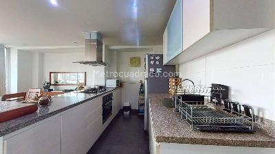 Apartamento de 2 alcobas en venta en La Castellana, Bogotá, 72 m² · foto 5 de 10