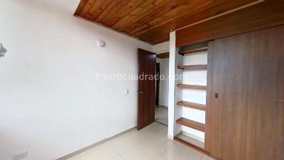 Apartamento de 3 alcobas en venta en La Esperanza Modelia, Bogotá, 61 m² · foto 7 de 10