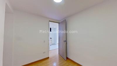 Apartamento de 1 alcoba en venta en Ciudad La Salle, Bogotá, 37 m² · foto 2 de 9