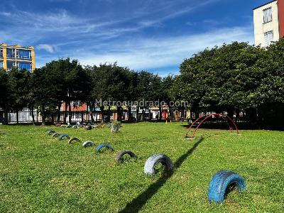 Apartamento de 3 alcobas en venta en Los Naranjos, Bogotá, 60 m² · foto 10 de 18