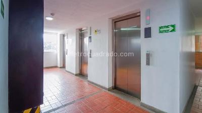 Apartamento de 2 alcobas en venta en La Playa, Bogotá, 44 m² · foto 5 de 10