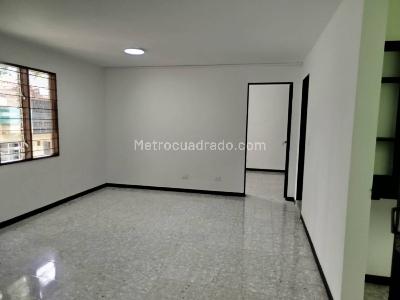 Casa de 3 alcobas en arriendo en Las Margaritas, Envigado, 184 m² · foto 7 de 19