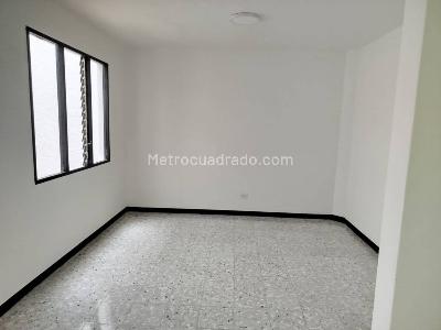Casa de 3 alcobas en arriendo en Las Margaritas, Envigado, 184 m² · foto 8 de 19