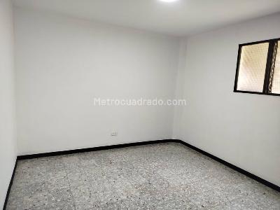 Casa de 3 alcobas en arriendo en Las Margaritas, Envigado, 184 m² · foto 12 de 19