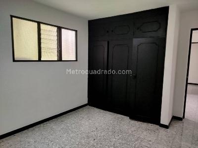Casa de 3 alcobas en arriendo en Las Margaritas, Envigado, 184 m² · foto 14 de 19