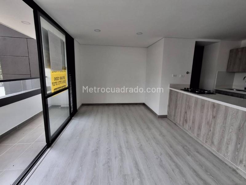 2BR Apartment in San Antonio (76 m²)