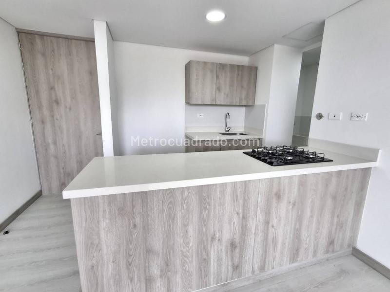 Apartamento en Arriendo, San Antonio, Rionegro - 2