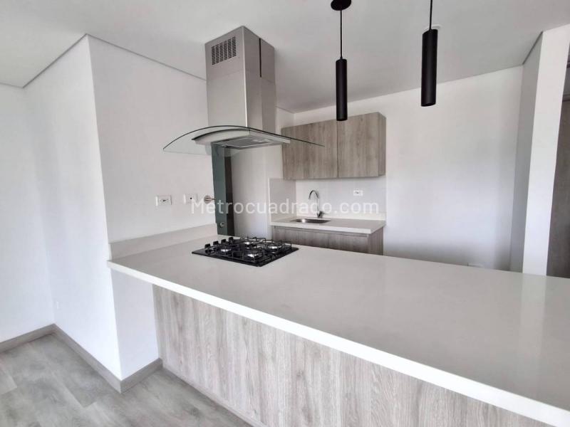 Apartamento en Arriendo, San Antonio, Rionegro - 2