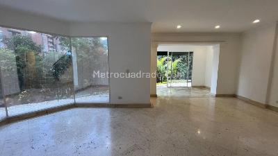Casa de 4 alcobas en arriendo en El Esmeraldal, Envigado, 226 m² · foto 3 de 20