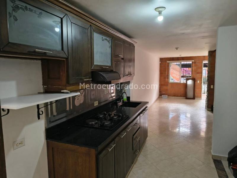 3BR House in El Porvenir (105 m²) - 3