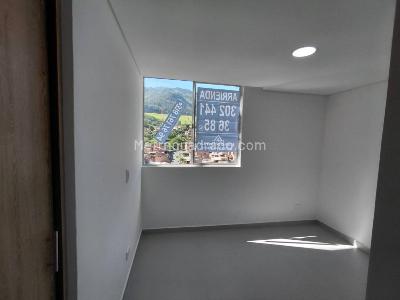 Apartamento de 3 alcobas en arriendo en Machado, Bello, 54 m² · foto 7 de 18