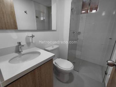 Apartamento de 3 alcobas en arriendo en Machado, Bello, 54 m² · foto 17 de 18