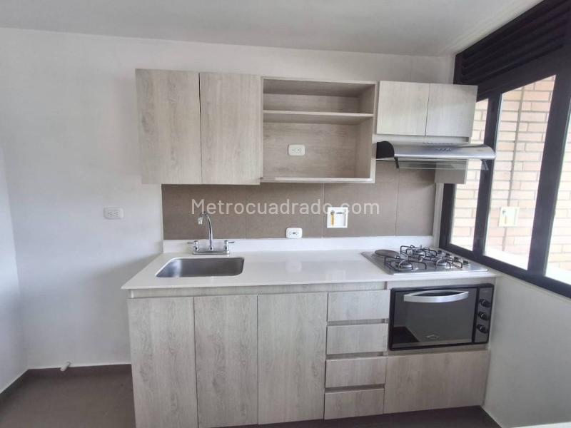 3BR Apartment in El Retiro (77 m²) - 3