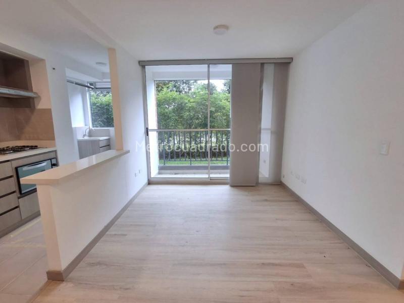 2BR Apartment in Los Colegios (54 m²) - 2