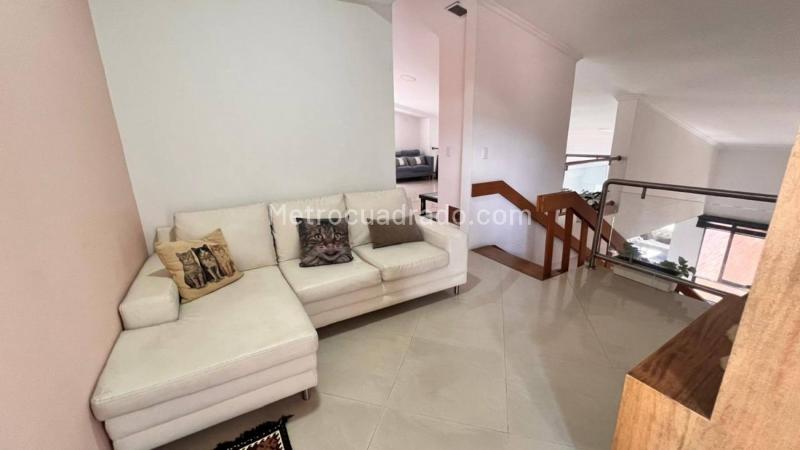 Functional 4BR Apartment in El Poblado - 8