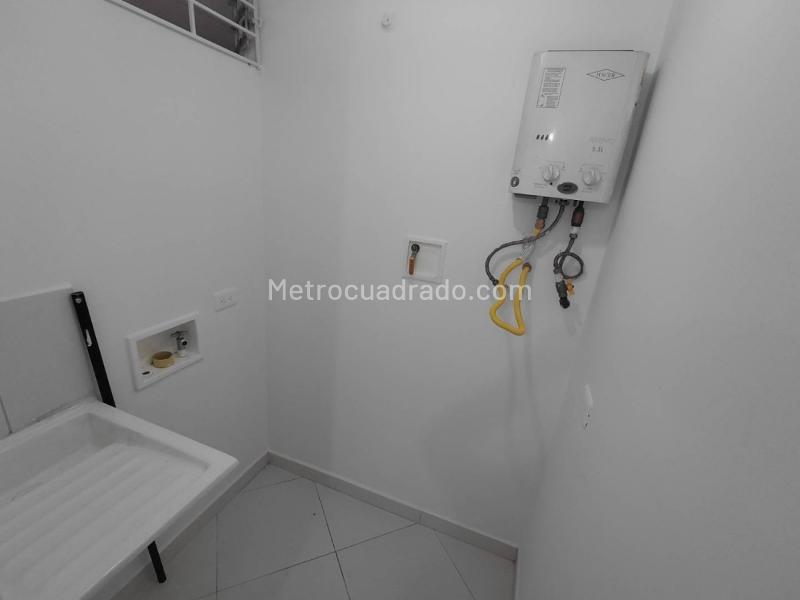 Comfortable 3BR Apartment in La Loma Del Indio - 6