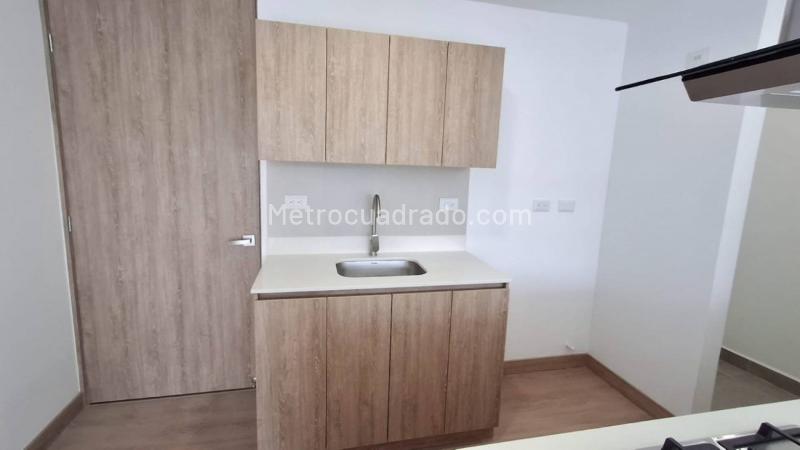 Apartamento en Arriendo, San Nicolas, Rionegro - 3