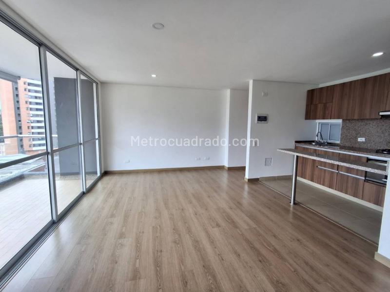 2BR Apartment in San Antonio (74 m²) - 2