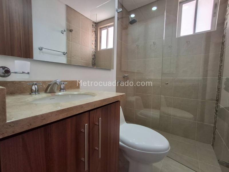 2BR Apartment in San Antonio (60 m²) - 3