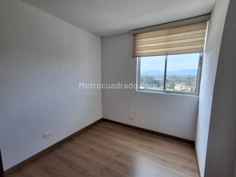2BR Apartment in San Antonio (60 m²) - 4