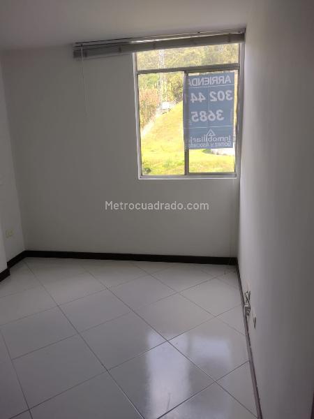 Apartamento de 3 Alcobas cerca al Mirador Las Palmas en Loma del Indio - 3