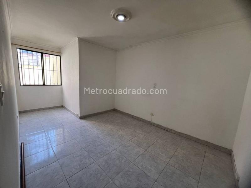 Apartamento Funcional de 3 Alcobas en Simón Bolívar - 8