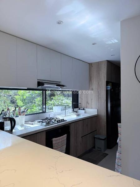 Apartamento Tipo Estudio Dúplex Amoblado en El Poblado - 2