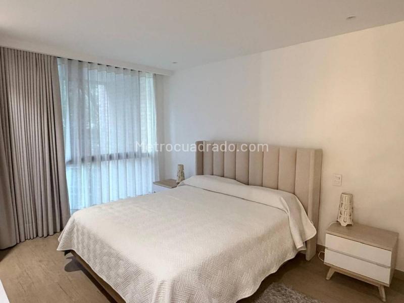 Apartamento Tipo Estudio Dúplex Amoblado en El Poblado - 5