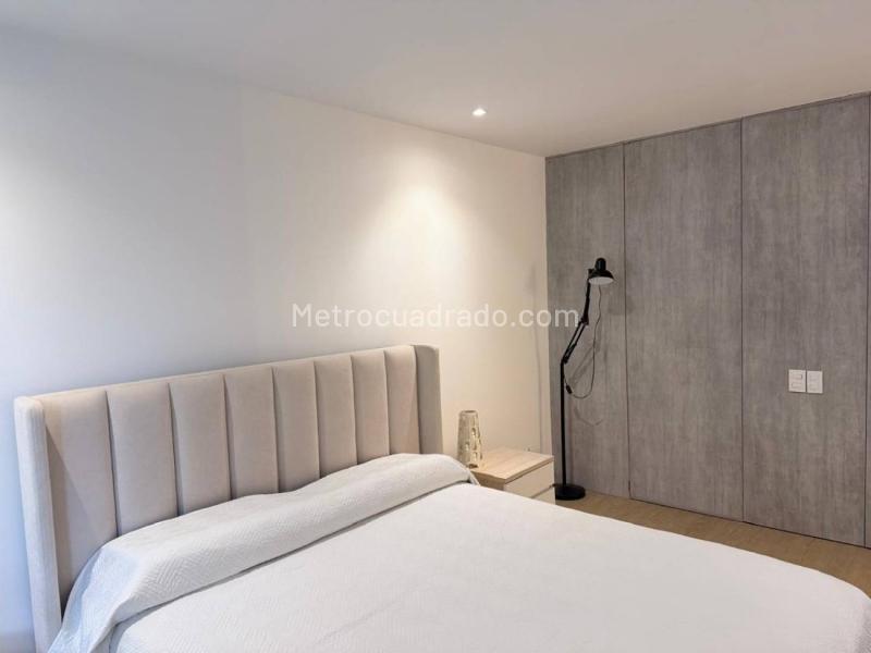 Apartamento Tipo Estudio Dúplex Amoblado en El Poblado - 8