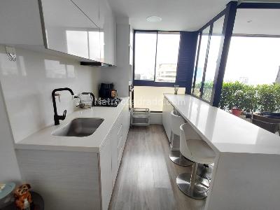 Apartamento de 2 alcobas en arriendo en El Poblado, Medellín, 95 m² · foto 2 de 20