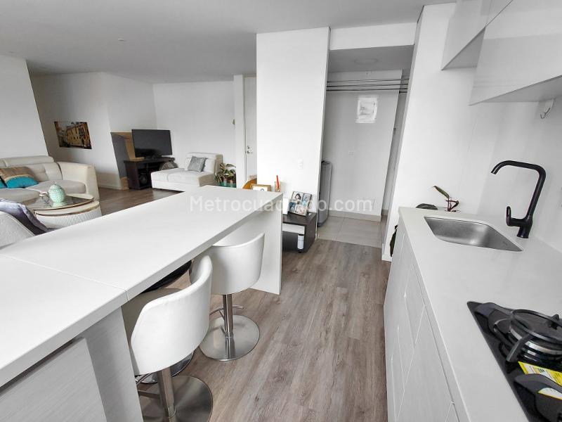 2BR Apartment in El Poblado (95 m²) - 4