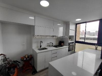 Apartamento de 2 alcobas en arriendo en El Poblado, Medellín, 95 m² · foto 5 de 20