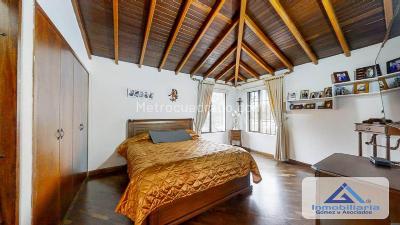Casa de 3 alcobas en venta en Cola Del Zorro, Medellín, 440 m² · foto 4 de 20