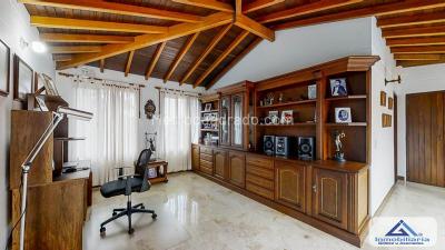 Casa de 3 alcobas en venta en Cola Del Zorro, Medellín, 440 m² · foto 5 de 20