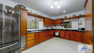Casa de 3 alcobas en venta en Cola Del Zorro, Medellín, 440 m² · foto 16 de 20