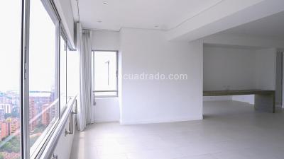 Apartamento en venta en El Poblado, Medellín · foto 9 de 20
