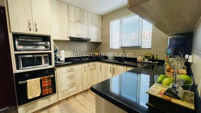 Apartamento en venta en Granada, Cali · foto 17 de 20