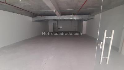 Retail space for rent in Niquia, Bello