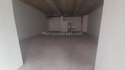 Retail space for rent in Niquia, Bello