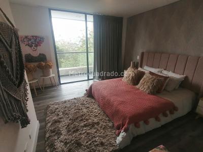 Apartamento de 3 alcobas en venta en El Poblado, Medellín, 156 m² · foto 18 de 20