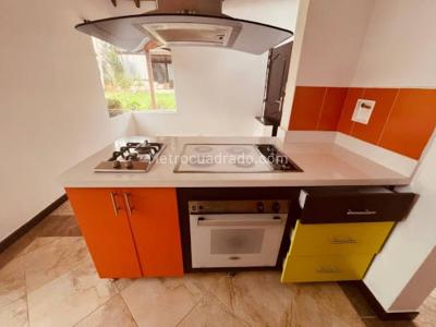Casa en venta en Loma Del Escobero, Envigado · foto 8 de 20