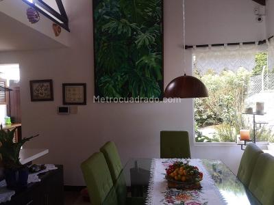 Casa en venta en Loma Del Escobero, Envigado · foto 9 de 20