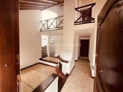 Casa en venta en Loma Del Escobero, Envigado · foto 12 de 20