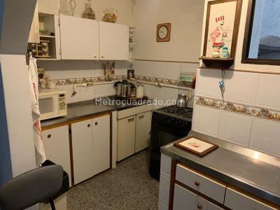 Casa de 5 alcobas en venta en Manila, Medellín, 480 m² · foto 3 de 20