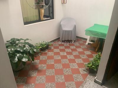 Casa de 5 alcobas en venta en Manila, Medellín, 480 m² · foto 17 de 20