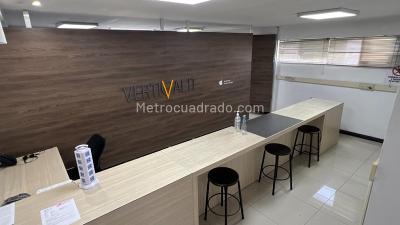Casa de 5 alcobas en venta en La Aguacatala, Medellín, 337 m² · foto 4 de 20